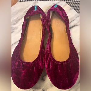 Tyrian Tieks * Limited Release * Size 9 * EUC